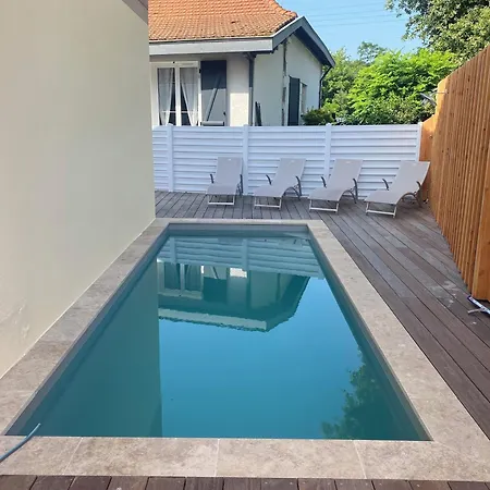 Les Embruns D - Avec Piscine Chauffee Villa