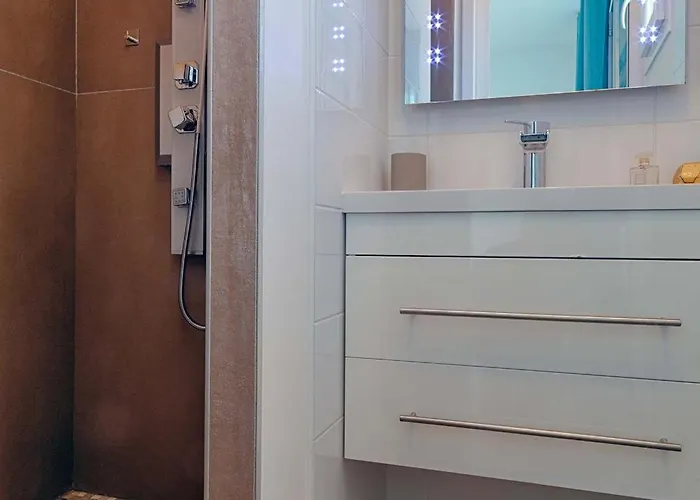 Les Embruns D - Avec Piscine Chauffee Аркашон